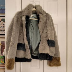 Molliolli Faux fur Coat